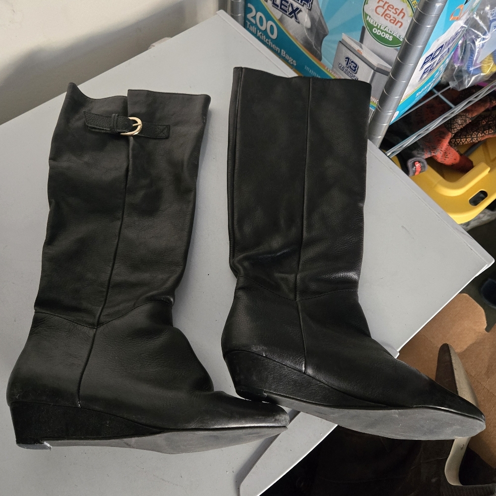 Steve Madden mini wedge pull on boots 6.5